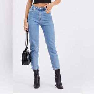 A Brand ‘94 High slim light wash jeans size 24